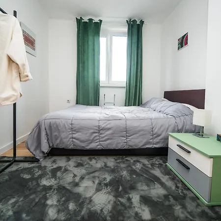 Bright And Colorful 1Bdr Apartment In The City Center SJJ Exterior photo