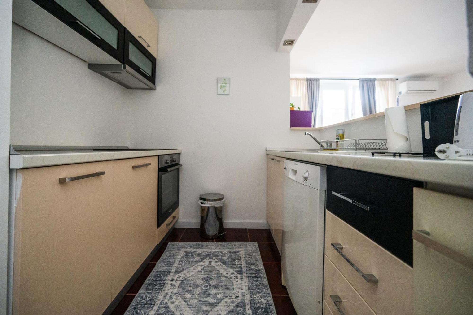 Bright And Colorful 1bdr In The Center * Sarajevo